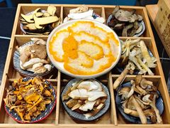 -野菌皇海景野生菌火锅(滨海大道店)