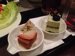 iphone_upload_pic-东方广场假日酒店-蜀咖啡餐厅