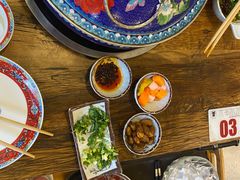 -毛辣果·贵州红酸汤牛肉火锅(西单店)