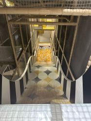 -奈尔宝家庭中心·亲子餐厅(苏州大悦城店)