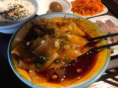 流金宽粉-中阿兰牛肉面(悦海新天地店)