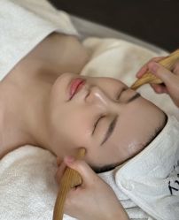 -悦瑢港湾科技美肤芳疗美容