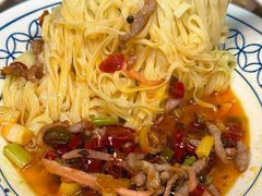 -李与白包子铺(桐梓林店)
