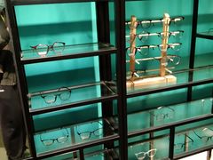 -Trend1881视光·蔡司视觉(领展广场店)