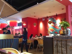 大堂-龙少爷碳火干锅(环球中心店)