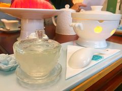 -燕庭·纯燕窝·甜品下午茶(南京西路店)