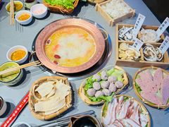 -阿婆情腊排骨火锅·野生菌季(古城旗舰店)