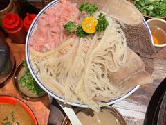 -周小明火锅(黑金冠社区店)