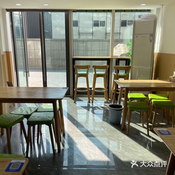 好吃的驴肉火烧驴肉火烧来啦