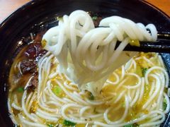 -花溪巷牛肉粉(泉城路店)