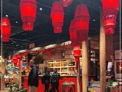 大堂-老滇山寨•云南特色菜•地方菜•民族风情歌舞表演(金碧店)