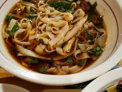 招牌红烧牛肉米粉-呷佬·长沙手工米粉(金沙江路店)