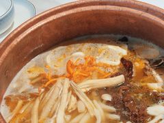 -菌海森林·非遗野生菌火锅(西山区滇池路摩根道店)