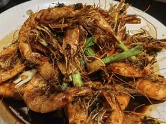 油爆基围虾-老头儿油爆虾·知味杭州(爱琴海购物中心)