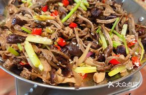 Bamboo Shoot Mushroom Pig Stomach
