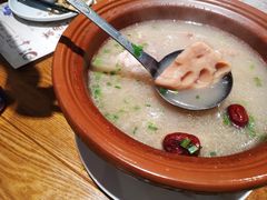 -黄泥岗·地道湖北菜(奥特莱斯店)