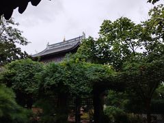 -龙华寺