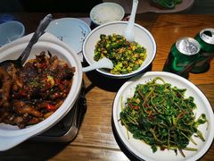 -黄泥岗·地道湖北菜(奥特莱斯店)