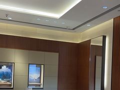 -亨吉利世界名表中心(群光店)