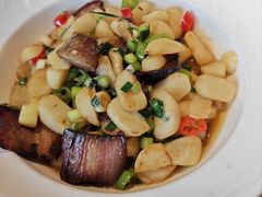 -头上红煨盐鸡·非遗院子餐厅