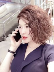 -LAQUEEN 时尚健康假发
