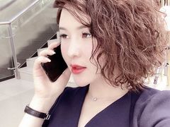 -LAQUEEN 时尚健康假发(万象城总店)