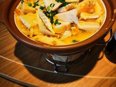 -头上红煨盐鸡乡村食府