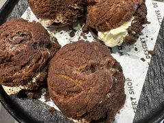 -W COLLECTIVE  DESSERT SHOP