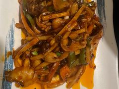 -南京金牛湖巨碗鱼头