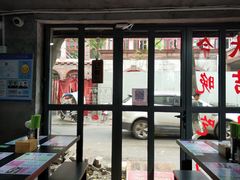 门面-绿柠食堂(北外滩店)