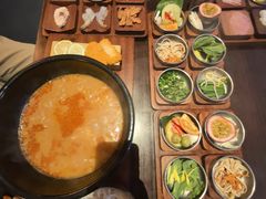 -银米·云南传统过桥米线(双廊黑金冠店)