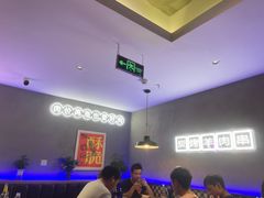 大堂-不夜天烧烤牛骨头(南湖店)