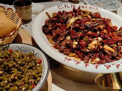-巴扎屋大盘鸡·新疆菜(汇嘉时代店)