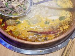 -洱火云南酸菜牛肉火锅(石景山当代商城店)