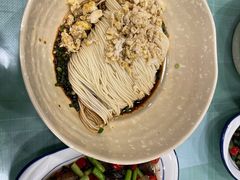 蒜苗辣椒腊肉-刘氏三和面馆