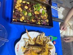 -老东镇啤酒屋海鲜加工·蒸汽海鲜·海鲜烧烤(台东店)