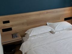 -慧闻酒店(苏州拙政园店)