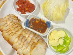 -故乡家韩国料理(丹东街店)