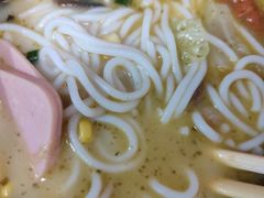 -阿香米线(大唐西市大润发店)