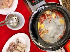 -花苑美食横琴生蚝火锅(拱北粤华路店)