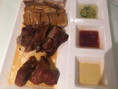 烧味双拼-新大咀港式茶餐厅(宝山万达店)