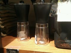 -星巴克臻选(北京银泰店)