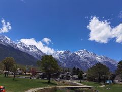 -玉龙雪山游客服务中心