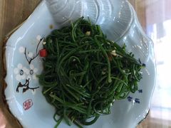 -壹阁胡羊焖饼(特色小吃街店)