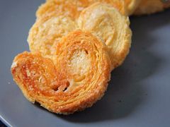 蝴蝶酥-上海哈尔滨食品厂(淮海中路店)