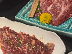 -山川小町·极番烧肉(新地假日广场店)