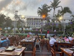 -渔家火锅·海鲜自助餐·演艺(亚龙湾天域酒店)