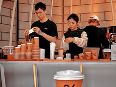 热咖啡拿铁-% Arabica阿拉比卡咖啡(深圳湾万象城店)