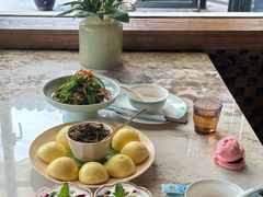 -春天里餐厅·云南创意菜特色美食(束河店)