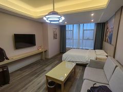 -维也纳国际酒店·西京医院胡家庙地铁站店